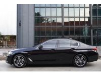 BMW 530e ELITE Plug-in Hybrid (G30 LCI) ปี 2022 ไมล์ 31,xxx Km รูปที่ 2